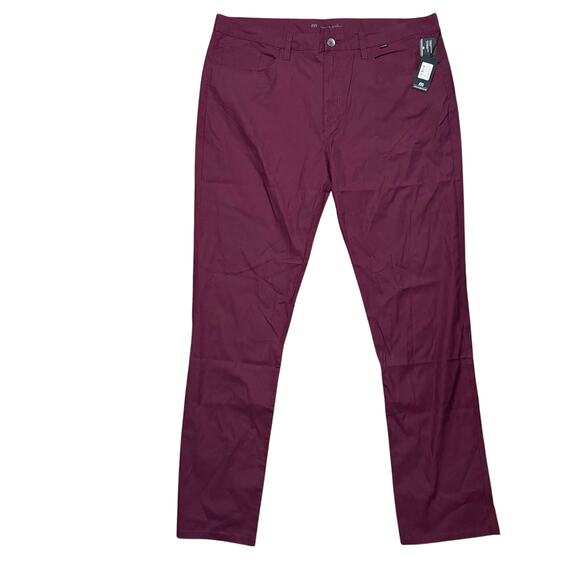 NWT Travis Mathew The Trifecta Pant in Winetasting Size 40x34 - Picture 1 of 4